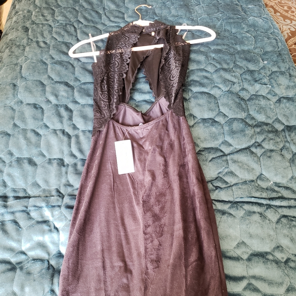 Dress - Picture 2 of 5
